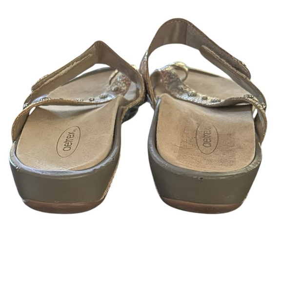 AETREX Izzy Adjustable Slide Sandals Rose Cream Gold Snakeskin Silvertone Studs - Picture 9 of 10